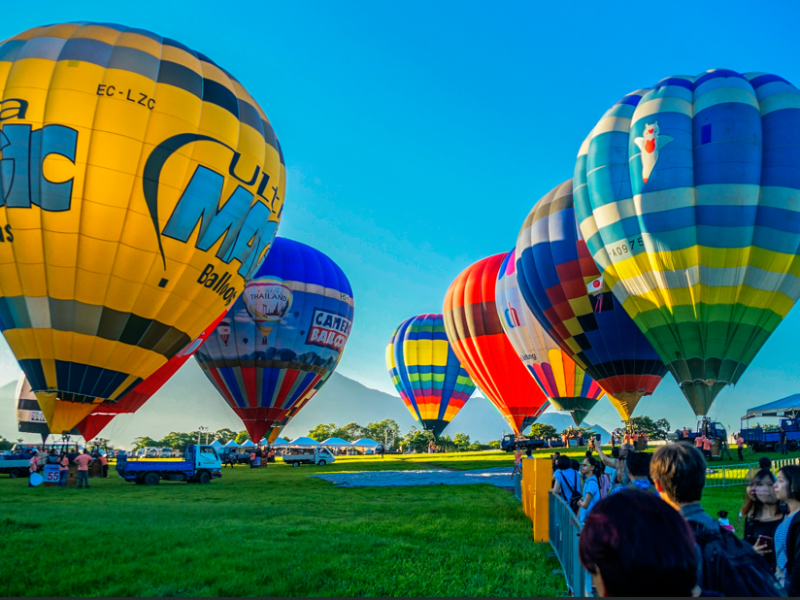 嗚哇哇可愛爆擊 ! 2026「臺灣國際熱氣球嘉年華」7/04-8/20【吉伊卡哇】萌翻鹿野高台